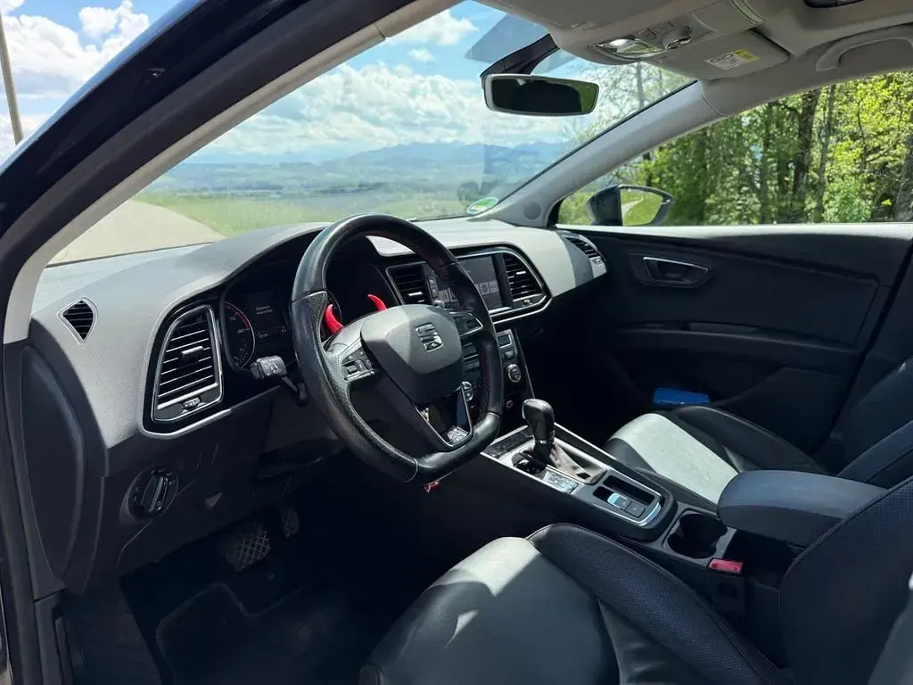 Gebraucht Seat Leon FR 190 PS (139 kW) 2018 Schwarz Limousine