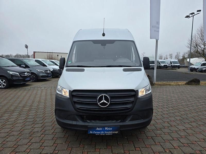 Gebraucht Mercedes Sprinter 150 PS (110 kW) 2022 Silber Van