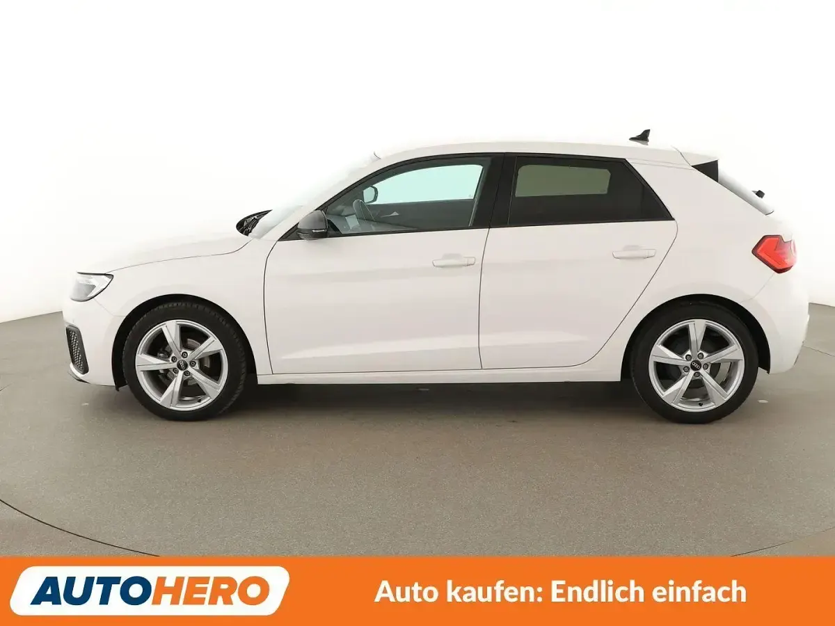 Gebraucht Audi A1 Sportback Comfort 95 PS (69 kW) 2022 Weiß Kleinwagen