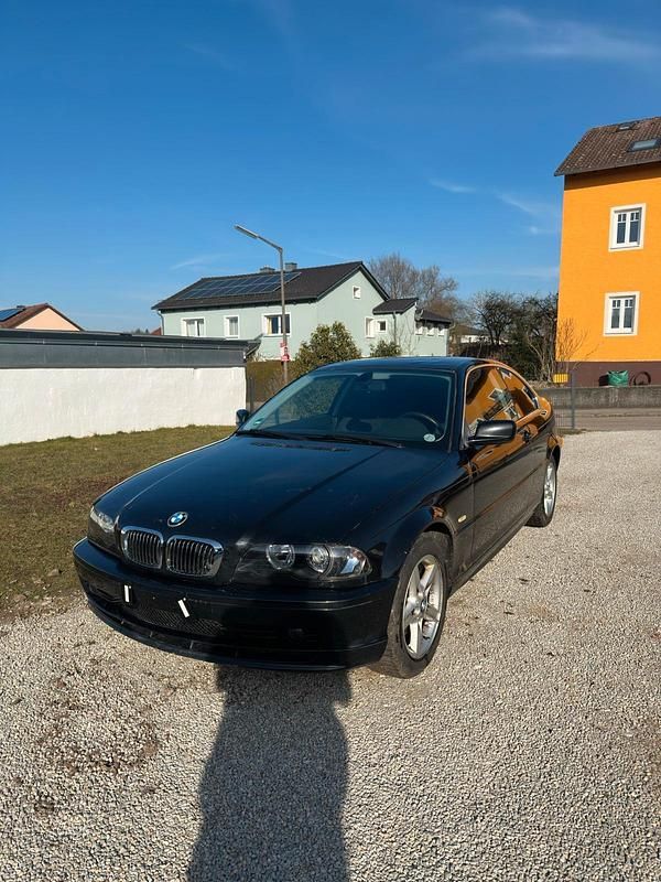Gebraucht BMW 320 170 PS (125 kW) 2003 Schwarz Coupé