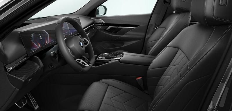 Gebraucht BMW 540 Comfort Edition 303 PS (222 kW) 2025 Schwarz Limousine