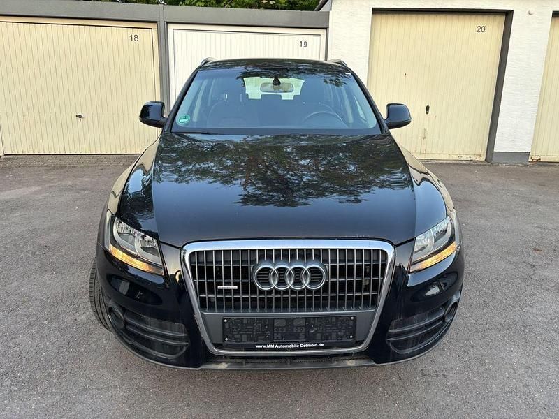 Schwarz Gebraucht 2011 Audi Q5 Design SUV | 9.500 € (Fairer Preis) - Bild 1/4