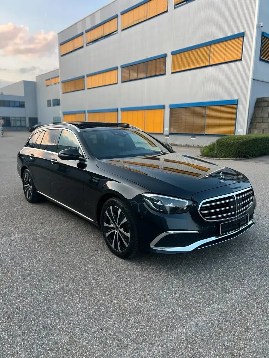 Gebraucht Mercedes E400 Exclusive 330 PS (242 kW) 2022 Schwarz Kombi