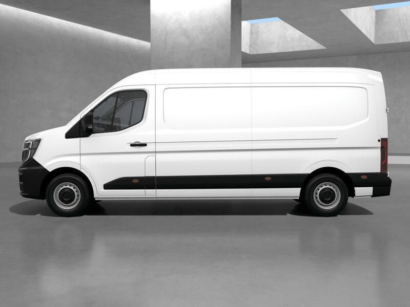 Second-hand Renault Master 130 CP (95 kW) 2024 Van