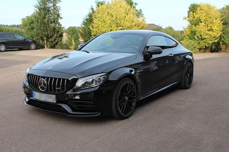 Schwarz Gebraucht 2021 Mercedes C63S AMG AMG Coupé | 76.900 € (Fairer Preis) - Bild 1/4