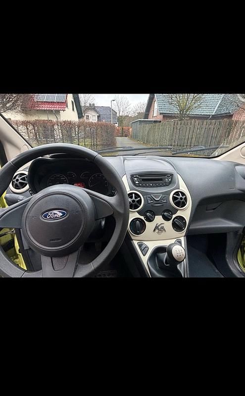 Gebraucht Ford Ka 69 PS (50 kW) 2009 Gelb Kleinwagen