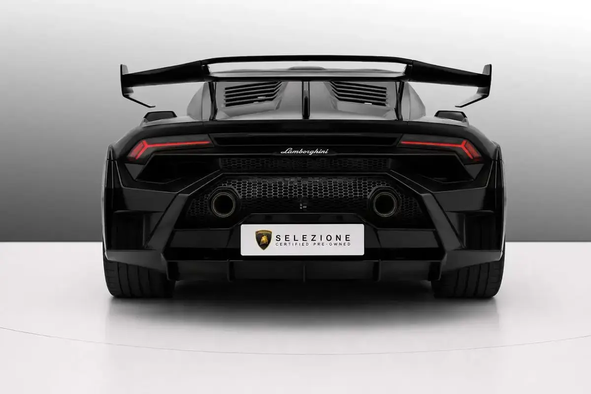 Gebraucht Lamborghini Huracán 639 PS (469 kW) 2024 Schwarz Coupé