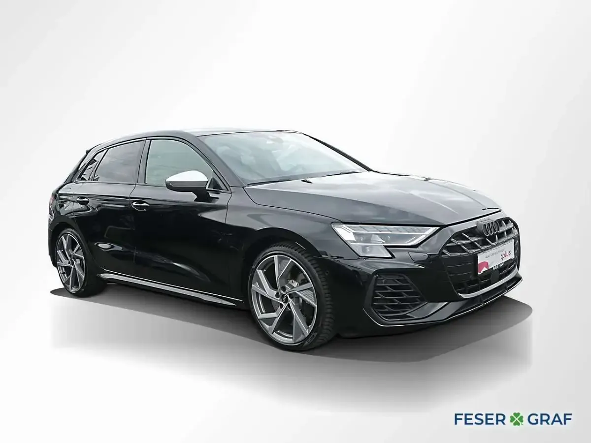 Gebraucht Audi S3 Sport 333 PS (244 kW) 2025 Mythosschwarz metallic Limousine