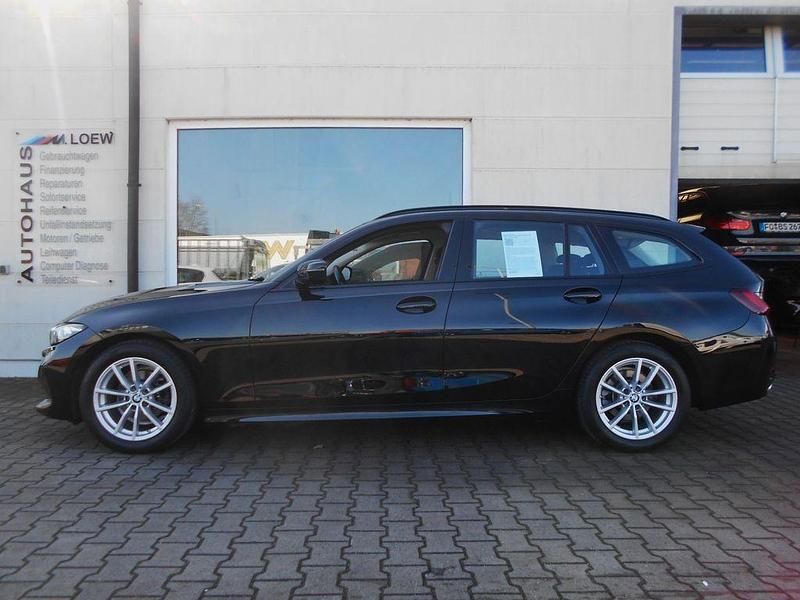 Gebraucht BMW 318 150 PS (110 kW) 2022 Schwarz Kombi