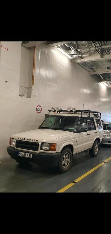 Weiß Gebraucht 2000 Land Rover Discovery 2 SUV | 9.999 € - Bild 1/4