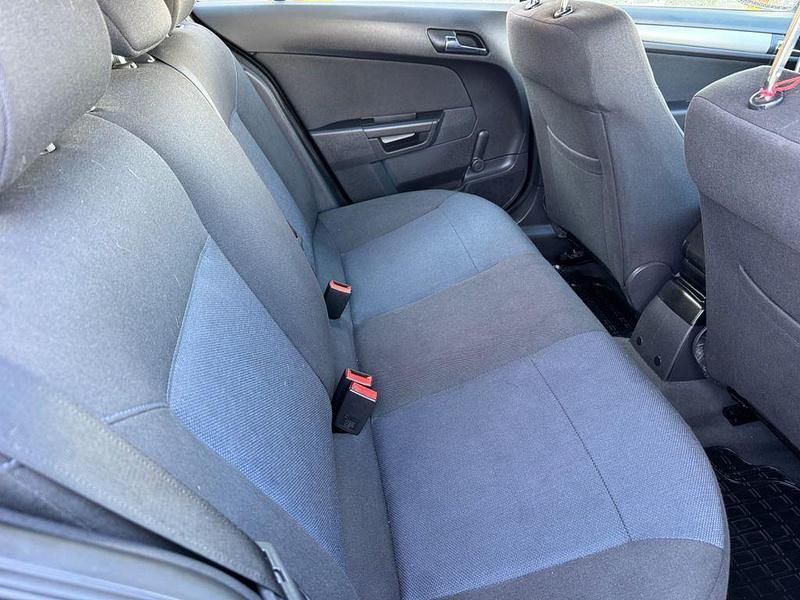 Gebraucht Opel Astra Innovation 116 PS (85 kW) 2008 Blau Limousine