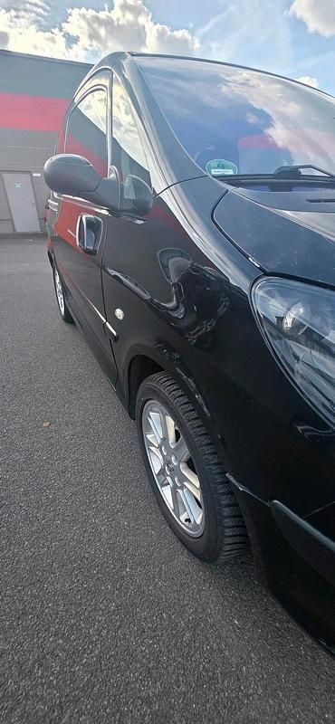 Gebraucht Peugeot 1007 108 PS (79 kW) 2007 Schwarz Van / Kleinbus