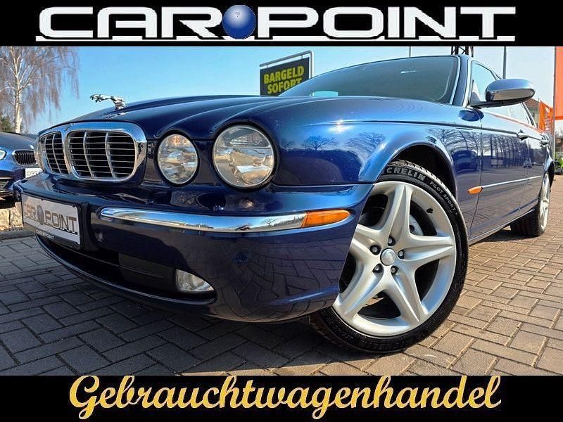 Gebraucht Jaguar XJ8 298 PS (219 kW) 2003 Blau Limousine