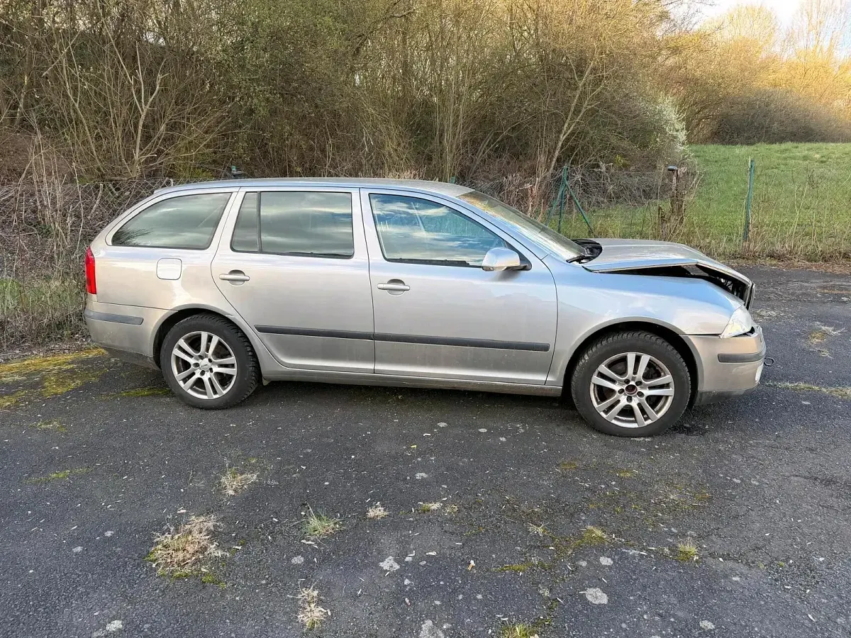 Gebraucht Skoda Octavia 140 PS (102 kW) 2008 Andere farben Kombi