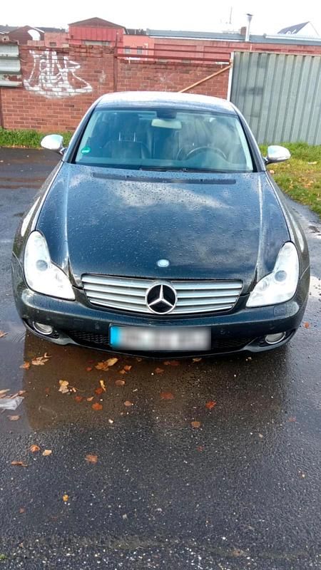 Schwarz Gebraucht 2006 Mercedes CLS350 Limousine | 8.800 € - Bild 1/4