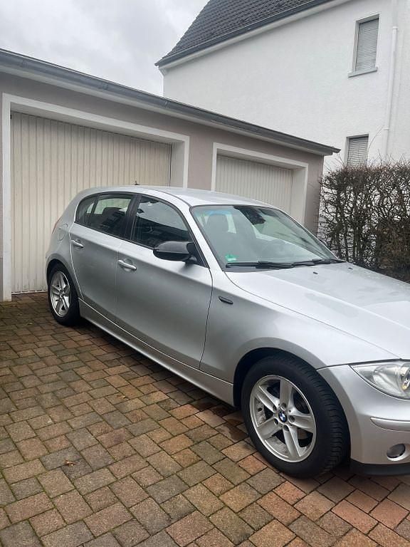 Gebraucht BMW 116 116 PS (85 kW) 2004 Silber Kleinwagen