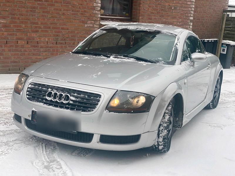 Gebraucht Audi TT 185 PS (136 kW) 2000 Silber Coupé