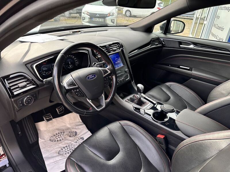 Gebraucht Ford Mondeo ST-Line 150 PS (110 kW) 2019 Schwarz Limousine