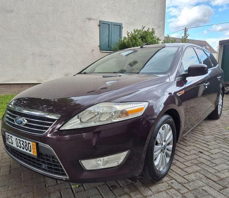 Violett Gebraucht 2009 Ford Mondeo Titanium Limousine | 2.490 € (Guter Preis) - Bild 1/4