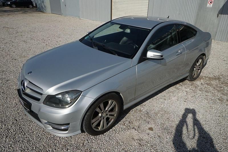 Gebraucht Mercedes C220 170 PS (125 kW) 2012 Silber Coupé