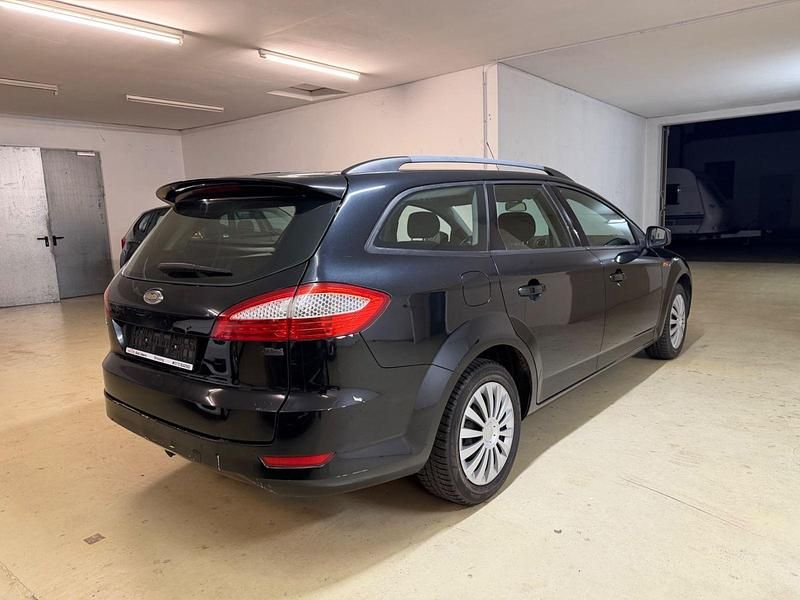 Gebraucht Ford Mondeo Trend 145 PS (106 kW) 2009 Schwarz Kombi