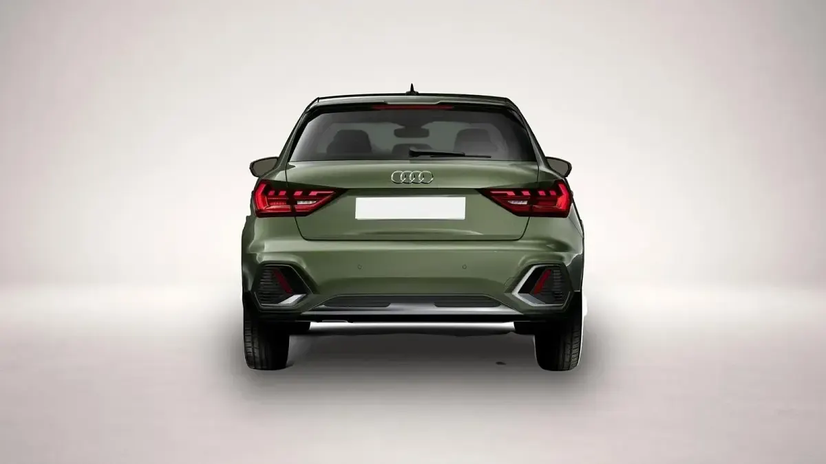 Gebraucht Audi A1 S-Line 116 PS (85 kW) 2025 Manufacturer SUV