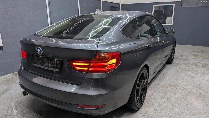 Gebraucht BMW 320 Gran Turismo Sport Line 184 PS (135 kW) 2013 Grau Limousine