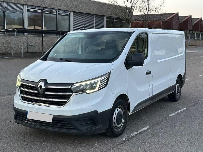 Gebraucht Renault Trafic 131 PS (96 kW) 2022 Weiß Van / Kleinbus