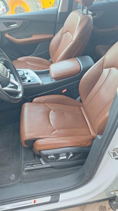 Gebraucht Audi Q7 Ambiente 272 PS (200 kW) 2015 Weiß SUV