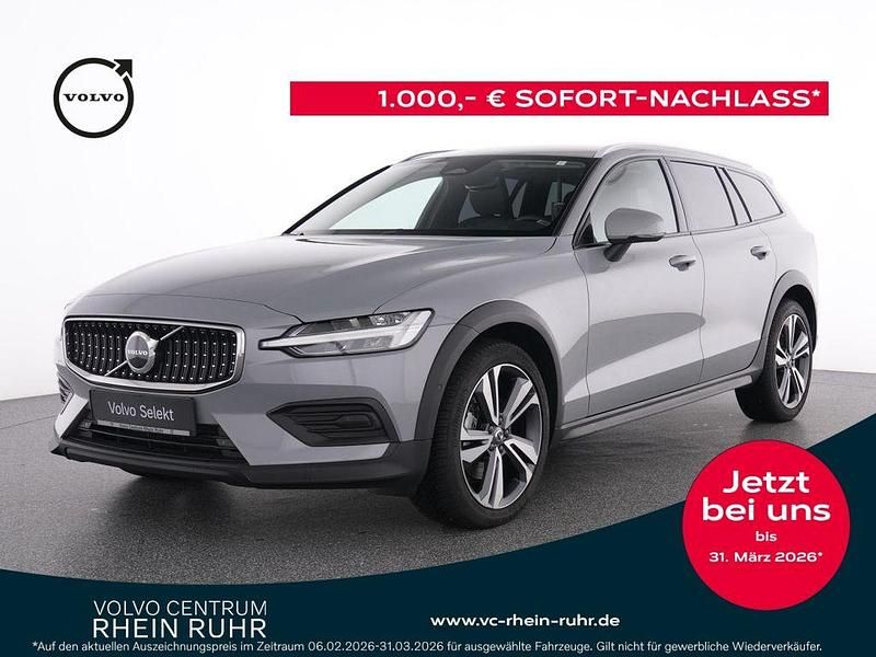 Vapour grey / metallic Gebraucht 2023 Volvo V60 CC Plus Kombi | 35.450 € (Guter Preis) - Bild 1/4