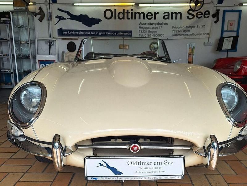 Gebraucht Jaguar E-Type S 269 PS (197 kW) 1963 Weiß Cabrio