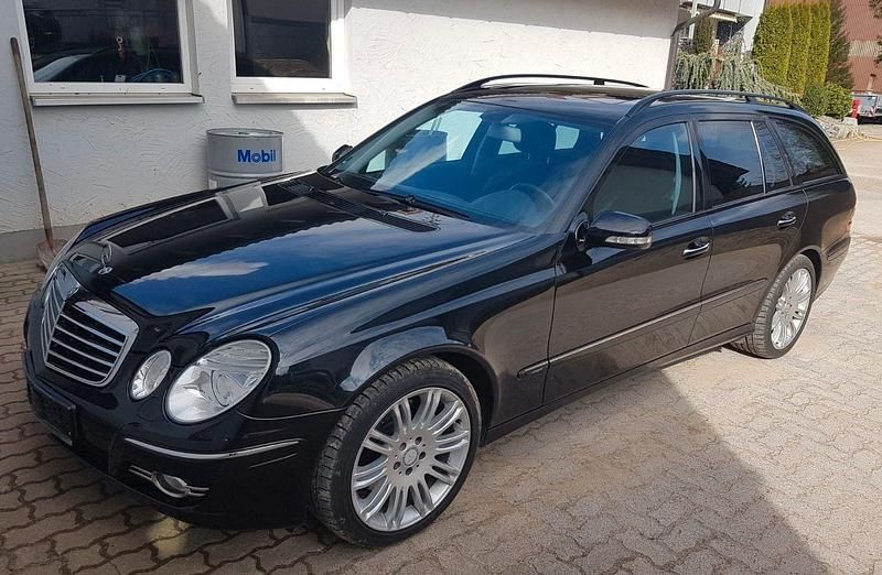 Gebraucht Mercedes 220 170 PS (125 kW) 2008 Schwarz Kombi