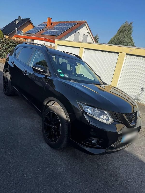 Gebraucht Nissan X-Trail 131 PS (96 kW) 2015 Schwarz SUV