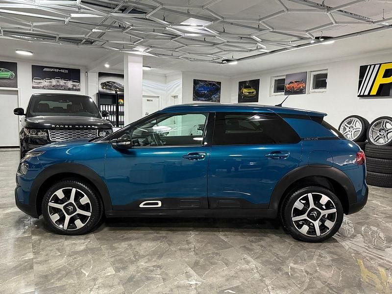 Gebraucht Citroën C4 Shine 131 PS (96 kW) 2018 Blau SUV