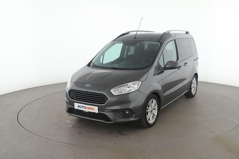 Grau Gebraucht 2019 Ford Tourneo Courier Titanium Van / Kleinbus | 13.540 € (Fairer Preis) - Bild 1/3