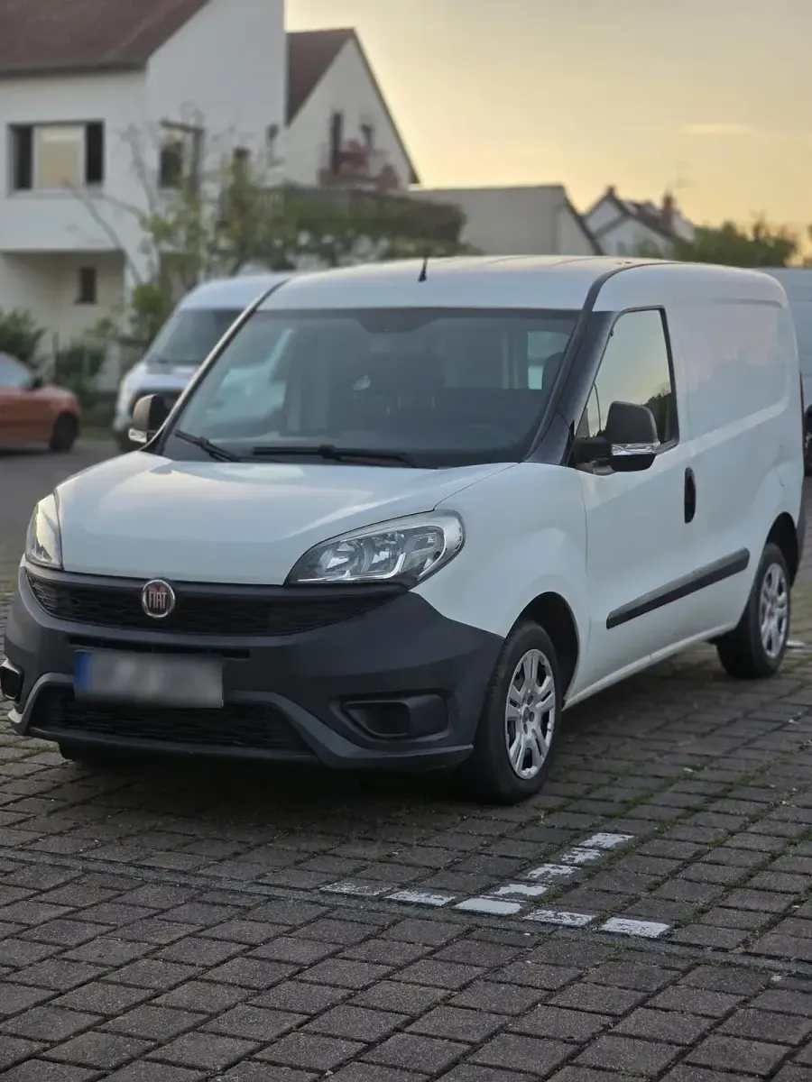 Gebraucht Fiat Doblò 90 PS (66 kW) 2016 Weiß Van / Kleinbus