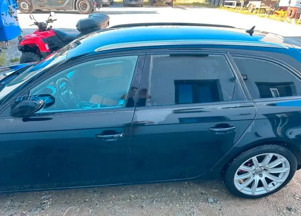 Gebraucht Audi A4 S-Line 210 PS (154 kW) 2011 Schwarz Kombi