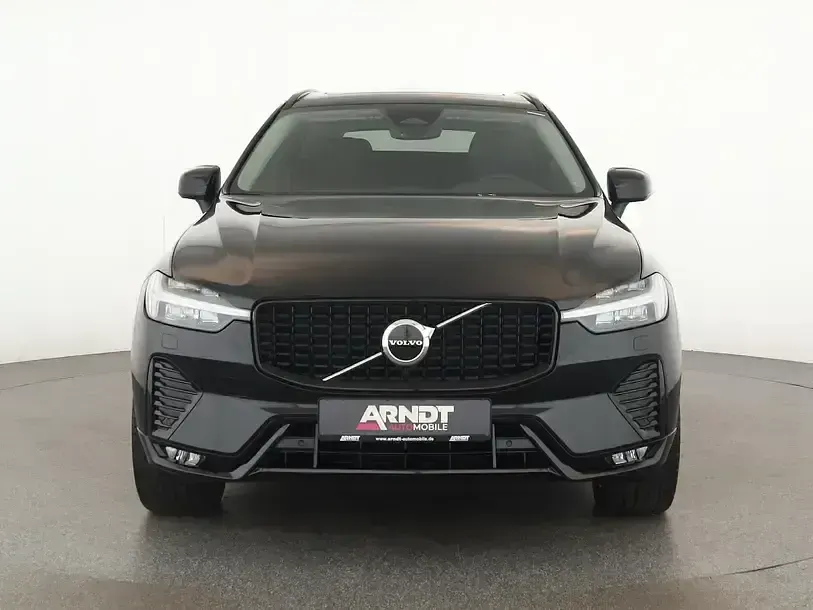 Gebraucht Volvo XC60 Plus 197 PS (144 kW) 2023 Onyx black SUV