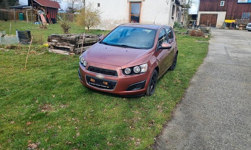 Gebraucht Chevrolet Aveo 82 PS (60 kW) 2011 Andere farben Kleinwagen