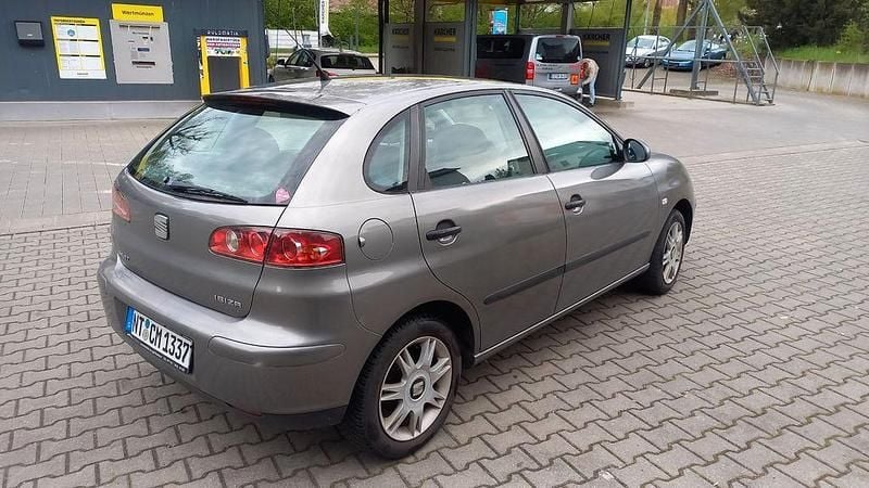 Second-hand Seat Ibiza 75 CP (55 kW) 2002 Gri Hatchback