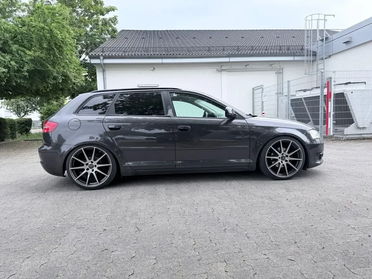 Gebraucht Audi A3 S-Line 160 PS (117 kW) 2009 Grau Kleinwagen