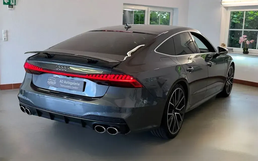 Gebraucht Audi S7 Sportback Basis 344 PS (253 kW) 2022 Grau Kleinwagen