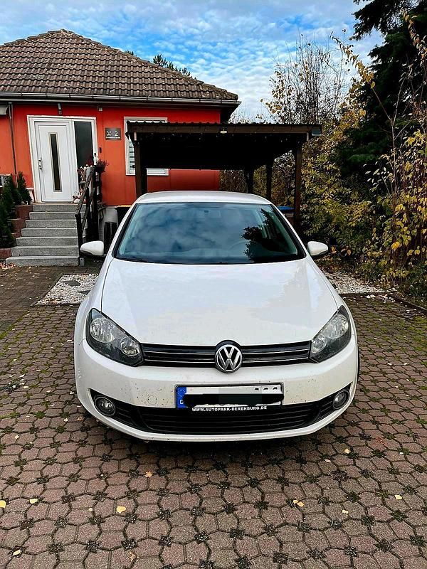 Weiß Gebraucht 2008 VW Golf VI Kleinwagen | 2.200 € (Superpreis) - Bild 1/4