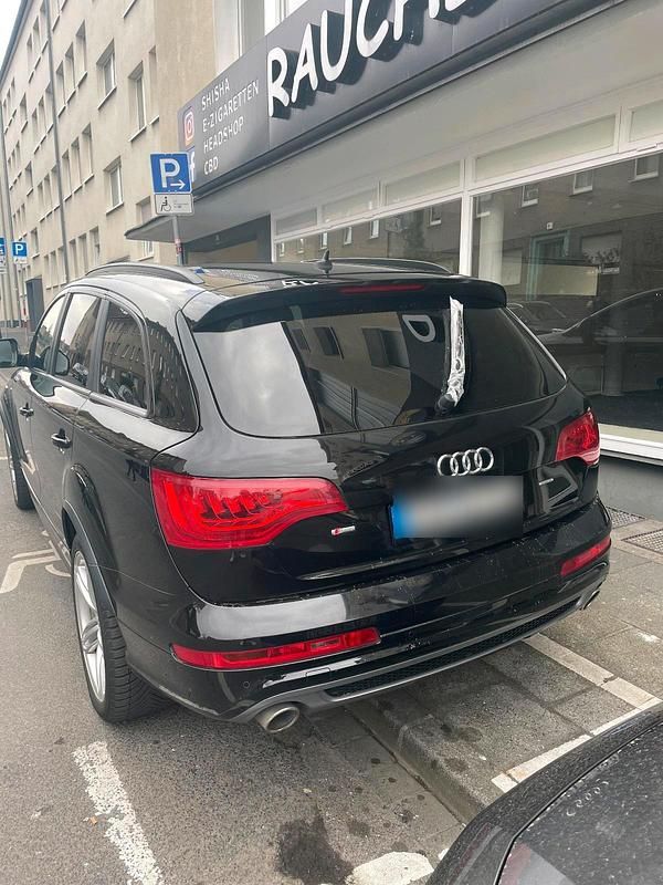 Second-hand Audi Q7 2010 Negru SUV