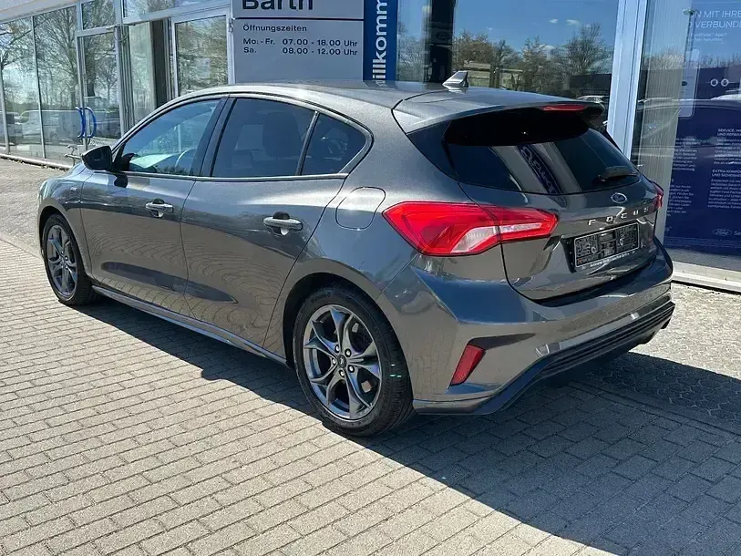 Gebraucht Ford Focus ST-Line 182 PS (133 kW) 2019 Grau Limousine