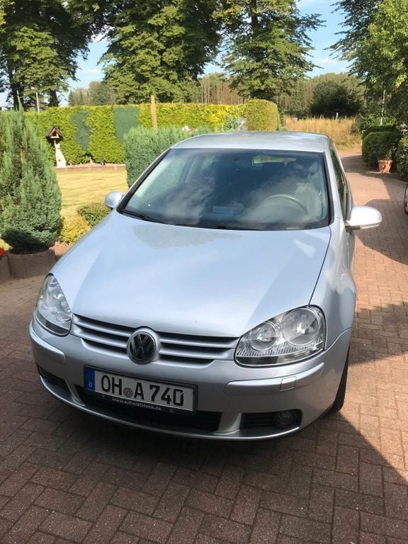 Gebraucht VW Golf V 102 PS (75 kW) 2006 Silber Limousine