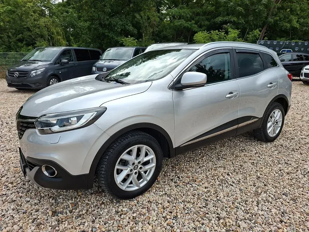 Gebraucht Renault Kadjar XMOD 131 PS (96 kW) 2016 Silber SUV