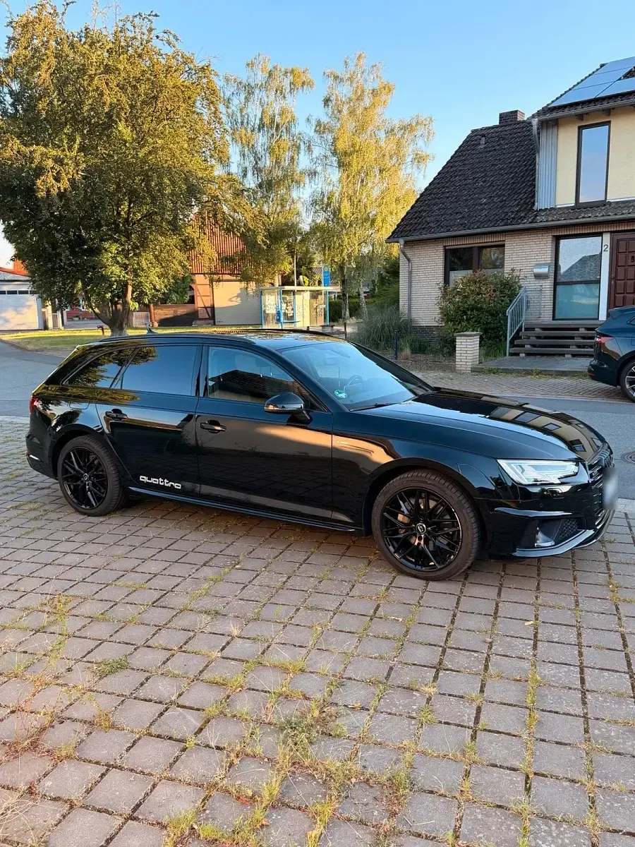 Gebraucht Audi A4 190 PS (139 kW) 2019 Schwarz Kombi