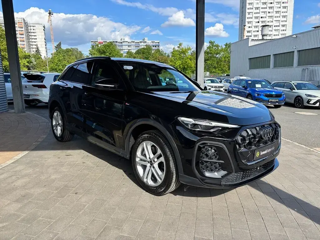 Neu Audi Q5 S-Line 204 PS (150 kW) 2026 Schwarz SUV