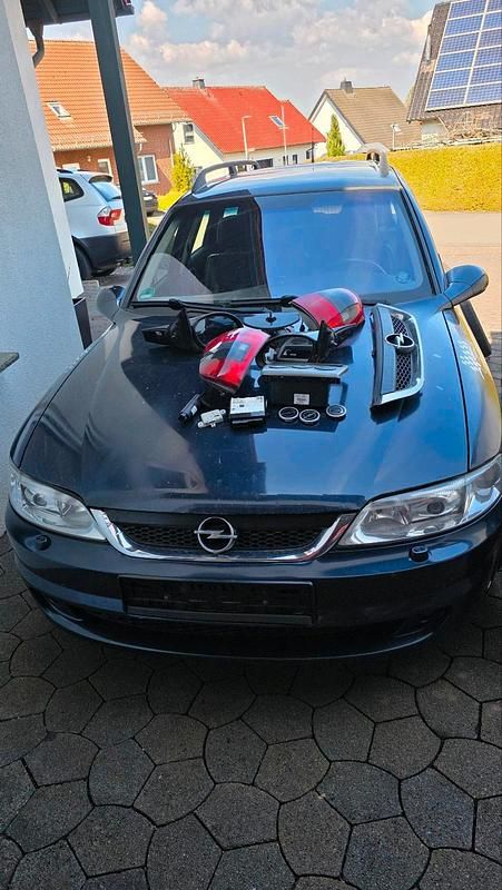 Gebraucht Opel Vectra 125 PS (91 kW) 2002 Blau Kombi